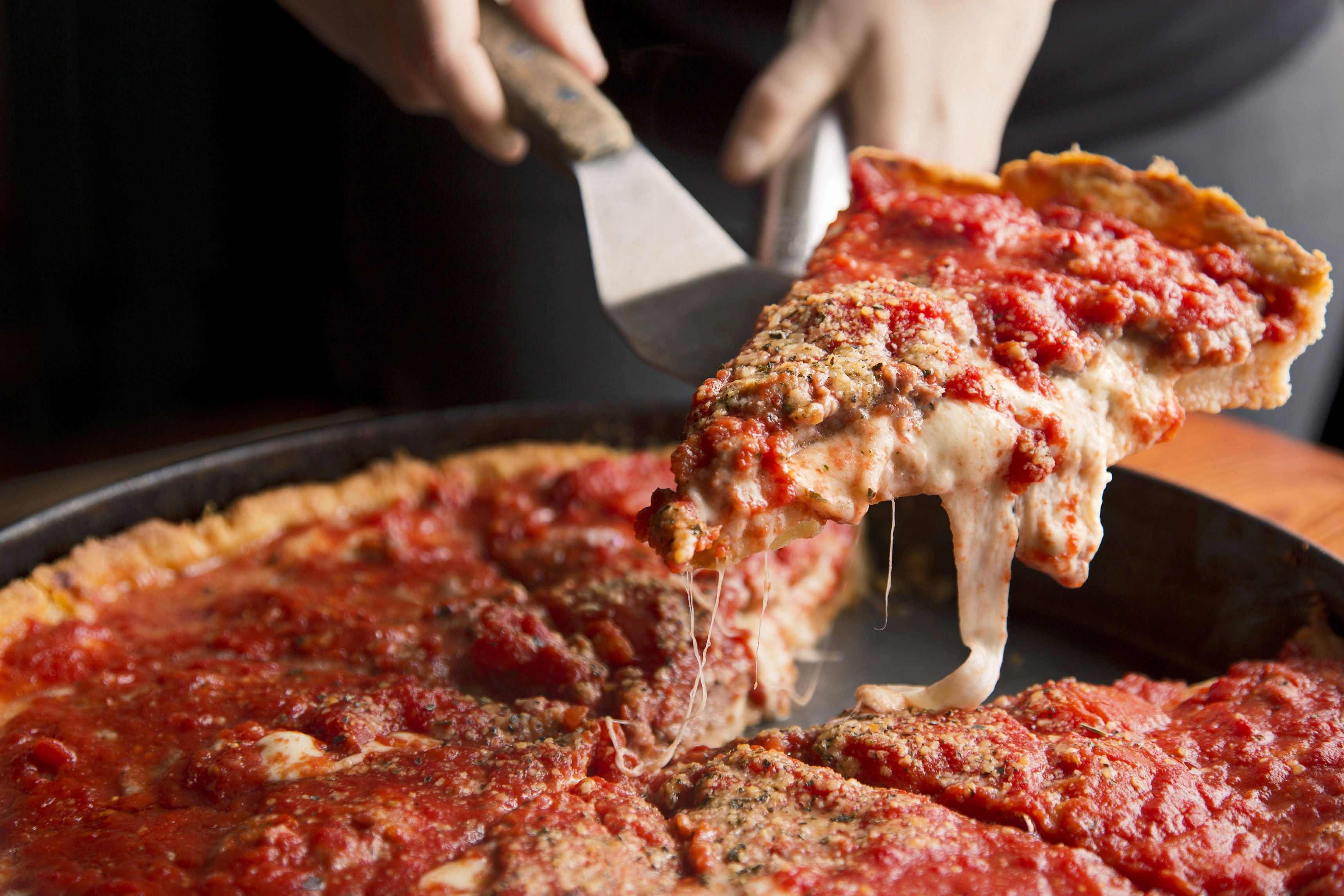 Tomato Pizza in Lou Malnati's Pizzeria